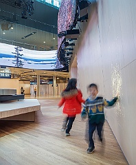 132_Helsinki Airport Terminal 2 Plaza